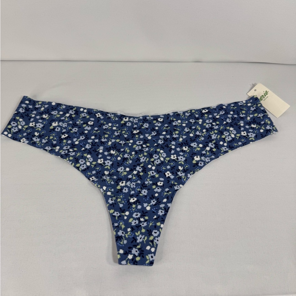 Aerie women’s Navy Blue Floral Stretch thong